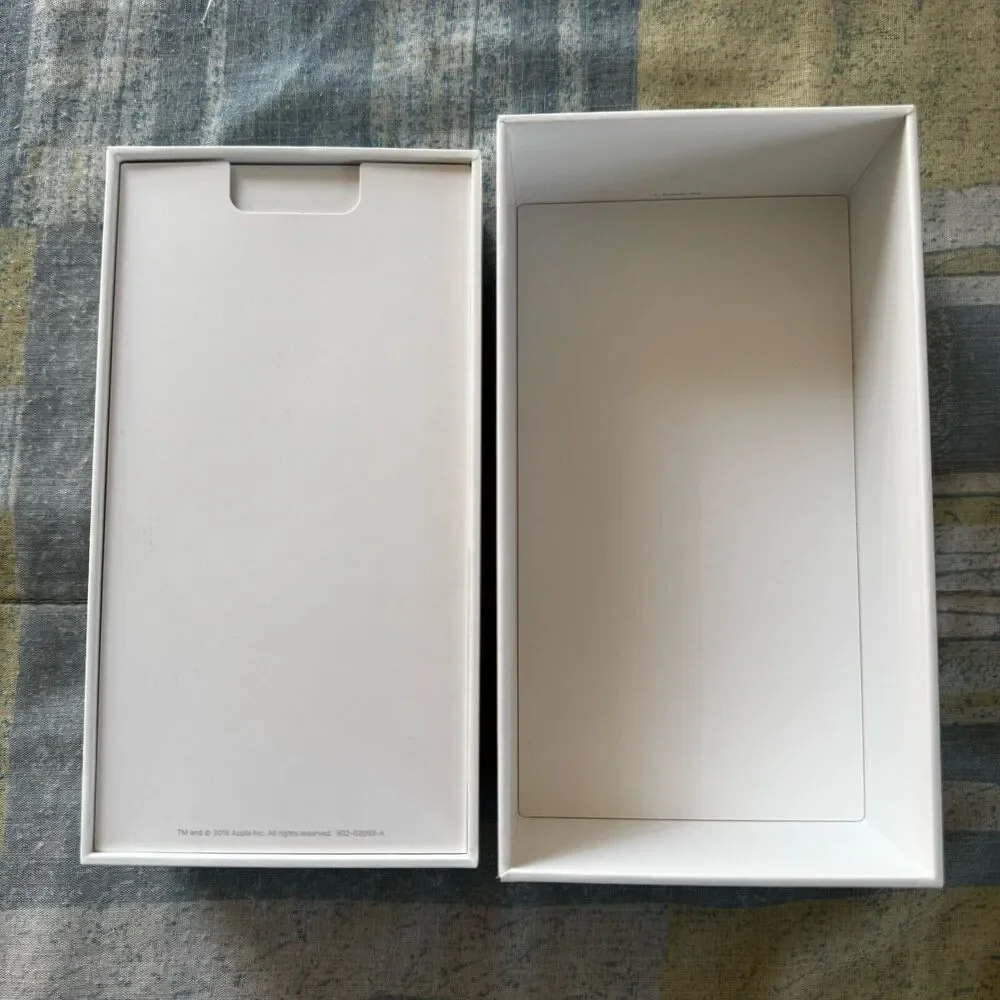 Apple iPhone XR RED 64gb EMPTY BOX ONLY